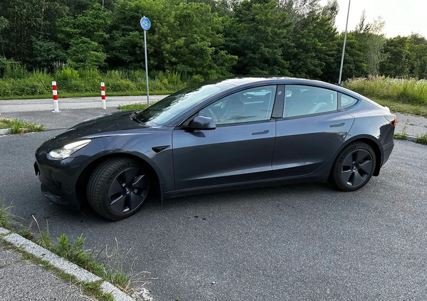 Tesla Model 3 cena 129400 przebieg: 64974, rok produkcji 2021 z Katowice małe 11